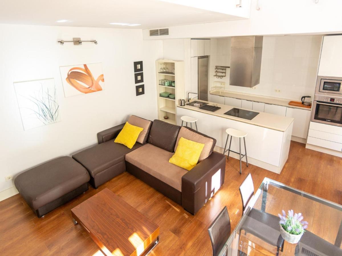 Lu&Cia Duplex City Center Малага Екстериор снимка